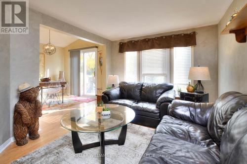 152 Bush Clover Crescent, Kitchener, ON - Indoor Photo Showing Living Room