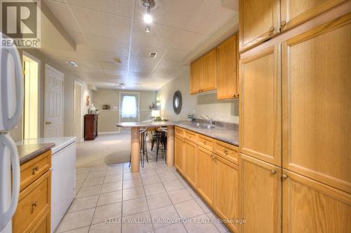 152 Bush Clover Crescent, Kitchener, ON - Indoor Photo Showing Kitchen With Double Sink