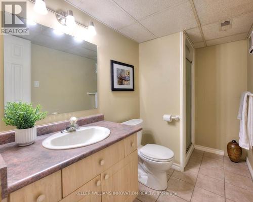 152 Bush Clover Crescent, Kitchener, ON - Indoor Photo Showing Bathroom