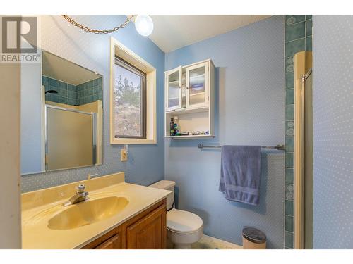 223 Sunnybrook Drive, Okanagan Falls, BC - Indoor Photo Showing Bathroom