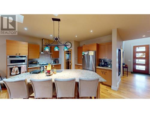 145 The Whins, Cranbrook, BC - Indoor Photo Showing Kitchen