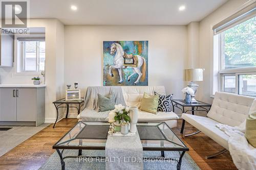 310 Aylesworth Avenue, Toronto, ON - Indoor Photo Showing Living Room