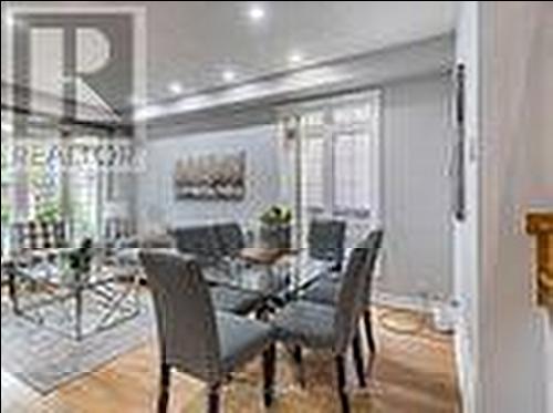 121 Stonechurch Crescent, Markham, ON - Indoor Photo Showing Dining Room