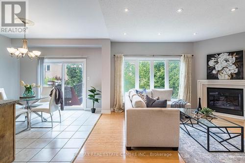 121 Stonechurch Crescent, Markham, ON - Indoor Photo Showing Living Room With Fireplace