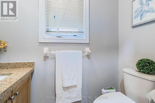 121 Stonechurch Crescent, Markham, ON - Indoor Photo Showing Bathroom