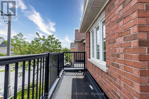 121 Stonechurch Crescent, Markham, ON - Outdoor With Exterior