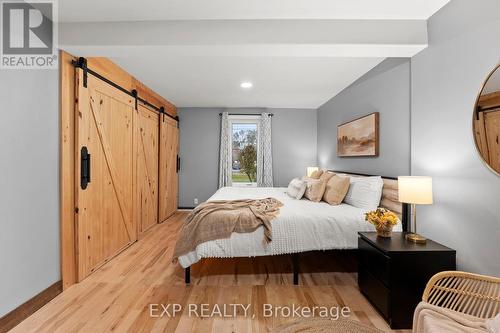 330 Irene Drive, Georgina, ON - Indoor Photo Showing Bedroom