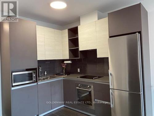 319 - 396 Highway 7 E, Richmond Hill, ON - Indoor Photo Showing Kitchen With Stainless Steel Kitchen