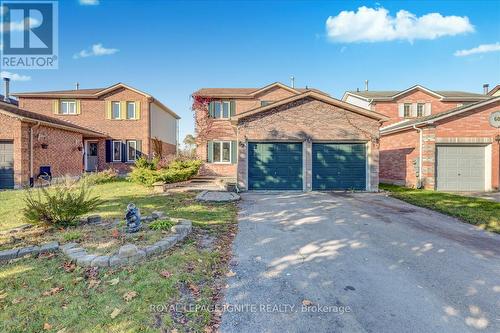 62 Mcknight Crescent, New Tecumseth, ON - Outdoor With Facade