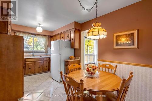 281 Chalfield Lane, Mississauga, ON - Indoor Photo Showing Dining Room