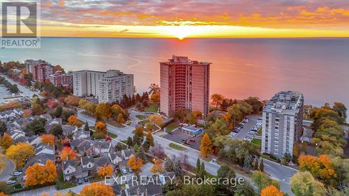 1603 - 5250 Lakeshore Road, Burlington, ON - Outdoor With View