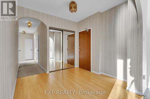 1603 - 5250 Lakeshore Road, Burlington, ON - Indoor Photo Showing Other Room