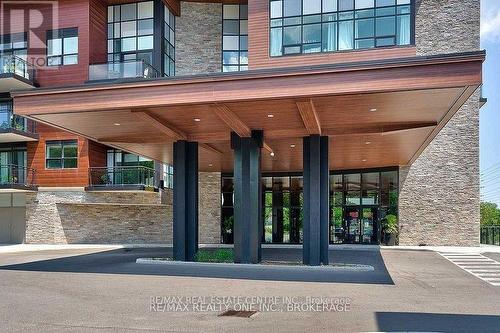 G28 - 1575 Lakeshore Road W, Mississauga, ON - Outdoor With Balcony