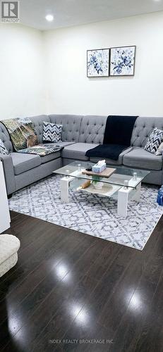 19 Garibaldi Drive, Brampton, ON - Indoor Photo Showing Living Room