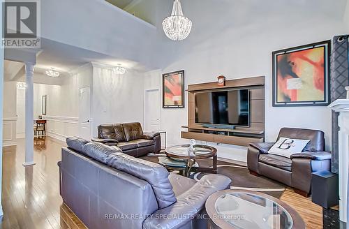 14 Alamode Road, Brampton, ON - Indoor Photo Showing Living Room