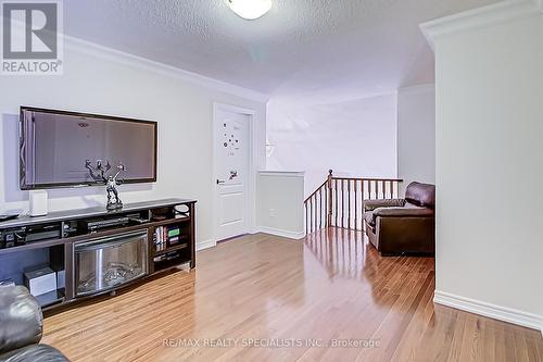 14 Alamode Road, Brampton, ON - Indoor Photo Showing Other Room