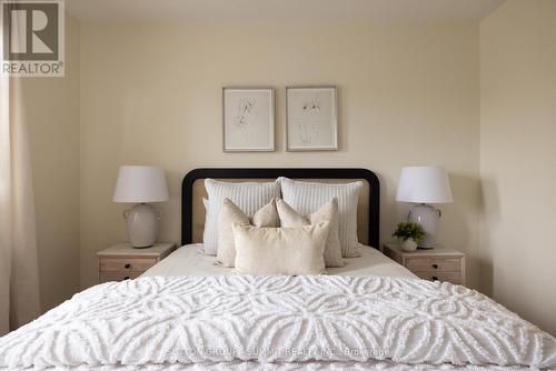 2423 Postmaster Drive, Oakville, ON - Indoor Photo Showing Bedroom