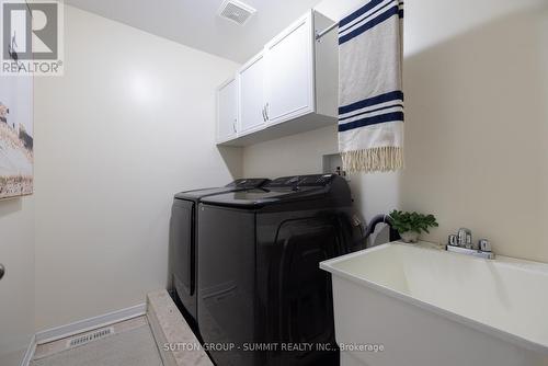 2423 Postmaster Drive, Oakville, ON - Indoor Photo Showing Laundry Room