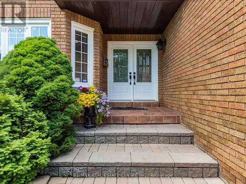 521 Nanak Road, Mississauga, ON - Outdoor With Deck Patio Veranda