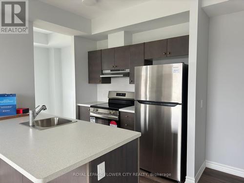 615 - 397 Codds Road, Ottawa, ON - Indoor Photo Showing Kitchen With Stainless Steel Kitchen