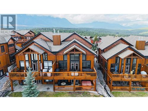 2598 Mountainview Crescent Unit# 29, Invermere, BC - Outdoor With Deck Patio Veranda With Facade