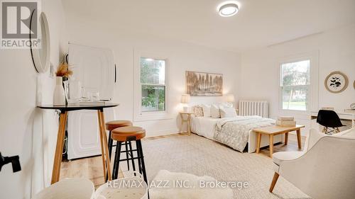 381 Mary Street N, Oshawa (O'Neill), ON - Indoor Photo Showing Bedroom