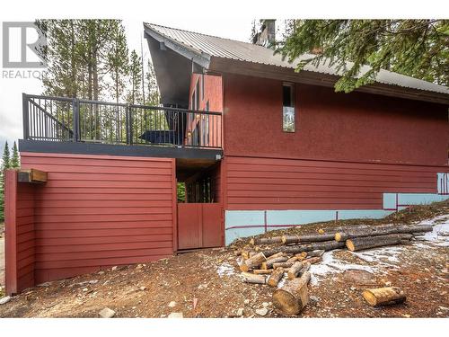 175 Porcupine Road, Oliver, BC - Outdoor With Exterior