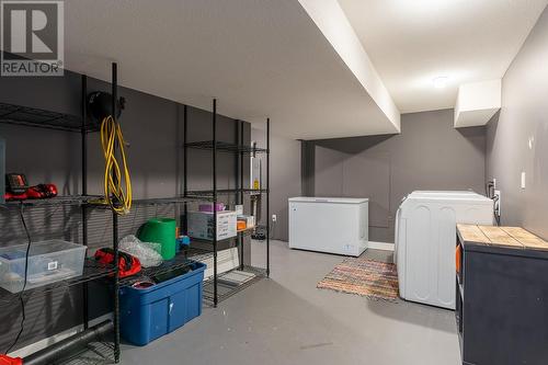 4349 Yellowhead Highway, Kamloops, BC - Indoor Photo Showing Laundry Room