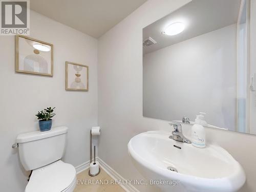 C - 1465 Birchmount Road, Toronto, ON - Indoor Photo Showing Bathroom