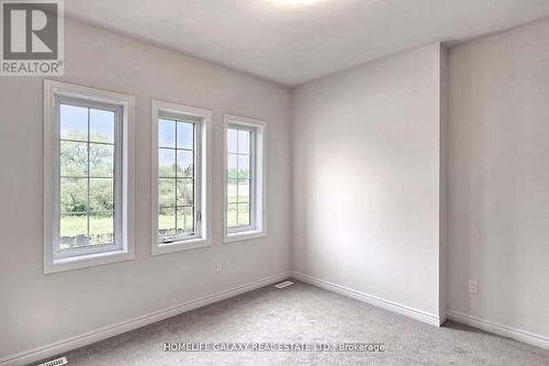 1296 Klondike Drive, Oshawa, ON - Indoor Photo Showing Other Room