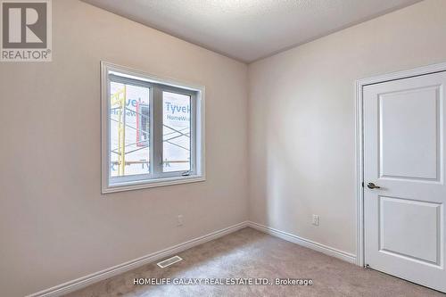 1296 Klondike Drive, Oshawa, ON - Indoor Photo Showing Other Room