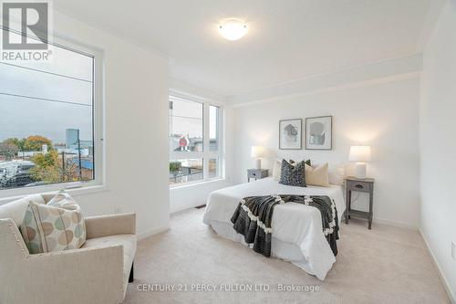 147 Hunt Street, Ajax, ON - Indoor Photo Showing Bedroom