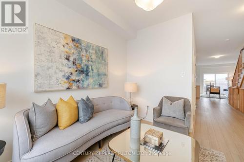 147 Hunt Street, Ajax, ON - Indoor Photo Showing Living Room