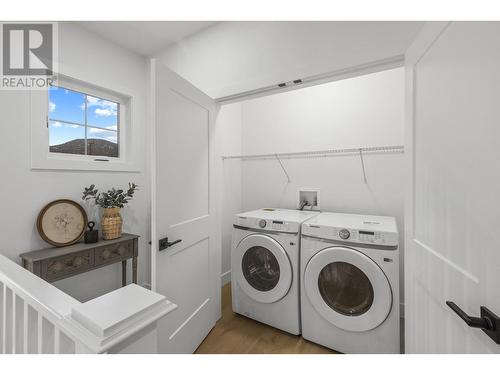 1522 Wharf Street, Summerland, BC - Indoor Photo Showing Laundry Room