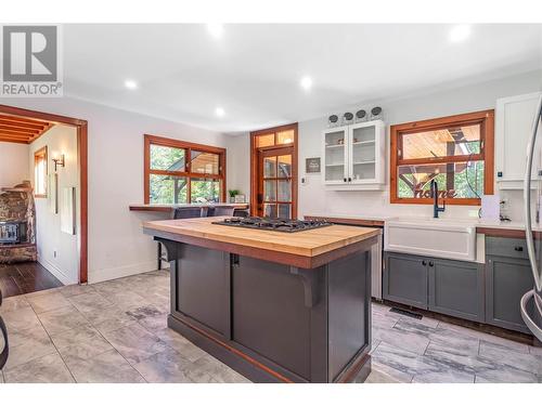 12474 Greystokes Road, Kelowna, BC - Indoor Photo Showing Kitchen With Double Sink