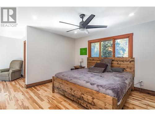 12474 Greystokes Road, Kelowna, BC - Indoor Photo Showing Bedroom