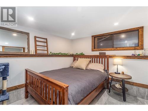 12474 Greystokes Road, Kelowna, BC - Indoor Photo Showing Bedroom