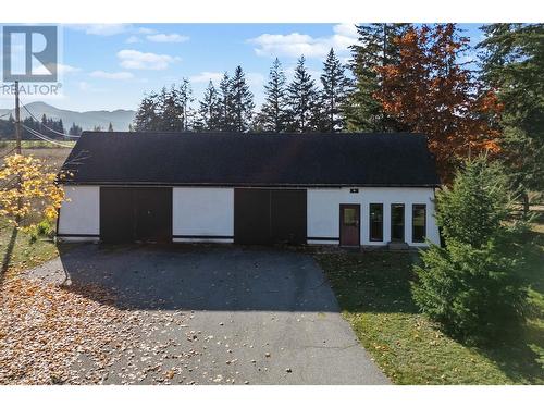 5261 35 Street Ne, Salmon Arm, BC - Outdoor