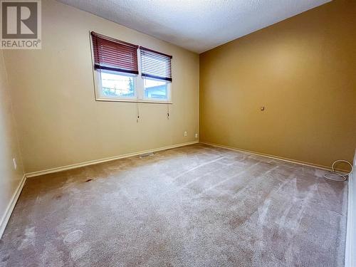 9204 9 Street, Dawson Creek, BC - Indoor Photo Showing Other Room