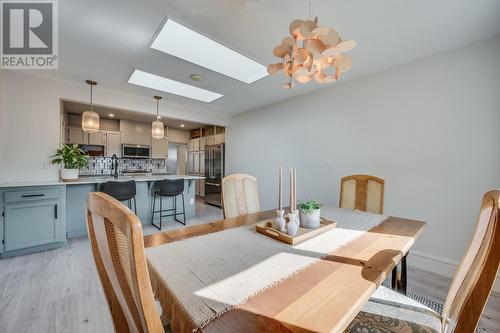 1422 Bankhead Crescent, Kelowna, BC - Indoor Photo Showing Dining Room