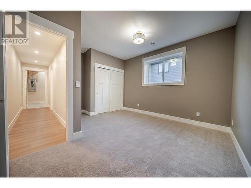 233 Shadow Mountain Boulevard Boulevard, Cranbrook, BC - Indoor Photo Showing Other Room