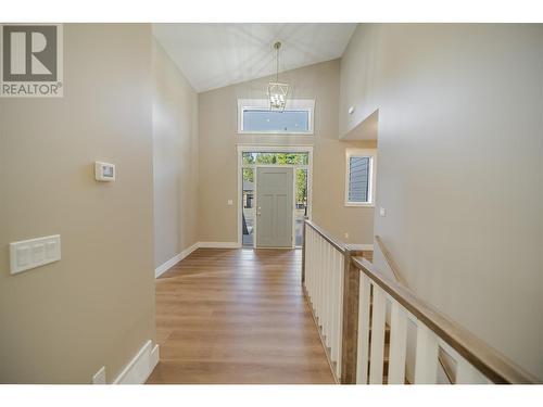 233 Shadow Mountain Boulevard Boulevard, Cranbrook, BC - Indoor Photo Showing Other Room