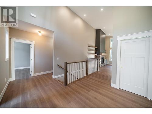 233 Shadow Mountain Boulevard Boulevard, Cranbrook, BC - Indoor Photo Showing Other Room