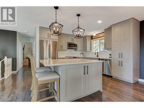 3314 Mcginnis Road, West Kelowna, BC - Indoor Photo Showing Kitchen With Stainless Steel Kitchen With Upgraded Kitchen