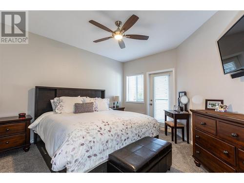 1950 Durnin Road Unit# 407, Kelowna, BC - Indoor Photo Showing Bedroom