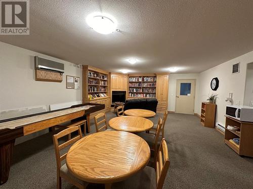 1950 Durnin Road Unit# 407, Kelowna, BC - Indoor Photo Showing Dining Room