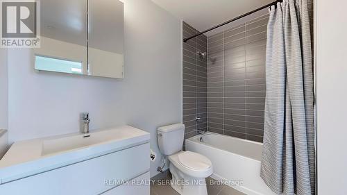 1801B - 292 Verdale Crossing, Markham, ON - Indoor Photo Showing Bathroom