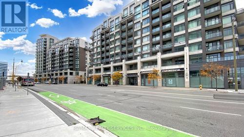 1801B - 292 Verdale Crossing, Markham, ON - Outdoor With Balcony With Facade