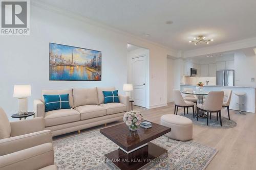 1205 - 100 Promenade Circle, Vaughan, ON - Indoor Photo Showing Living Room