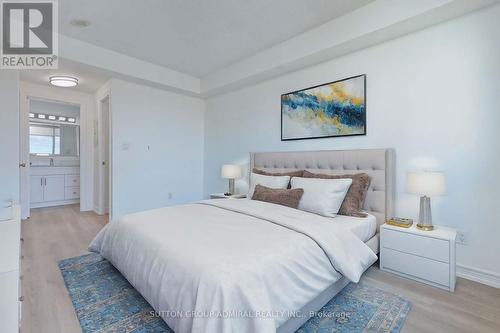 1205 - 100 Promenade Circle, Vaughan, ON - Indoor Photo Showing Bedroom